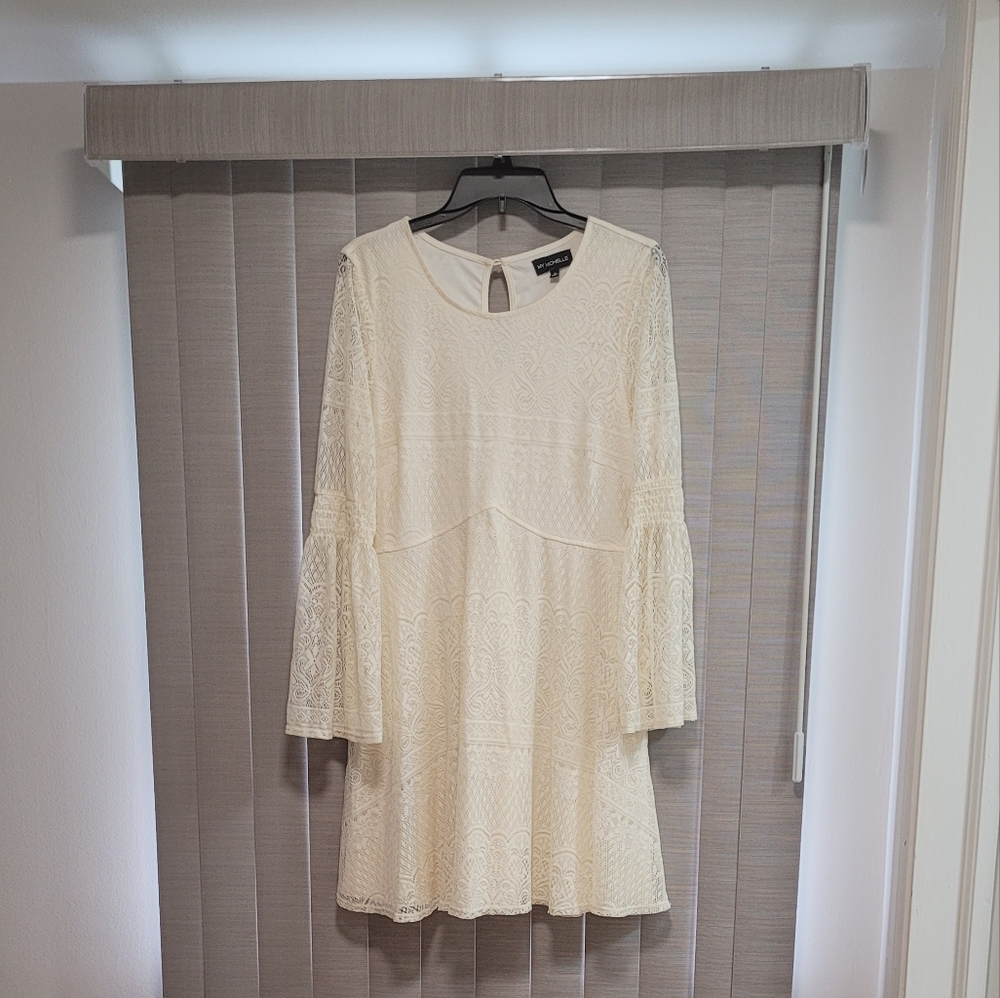 NWT/ MY MICHELLE LACE BOHEMIAN DRESS